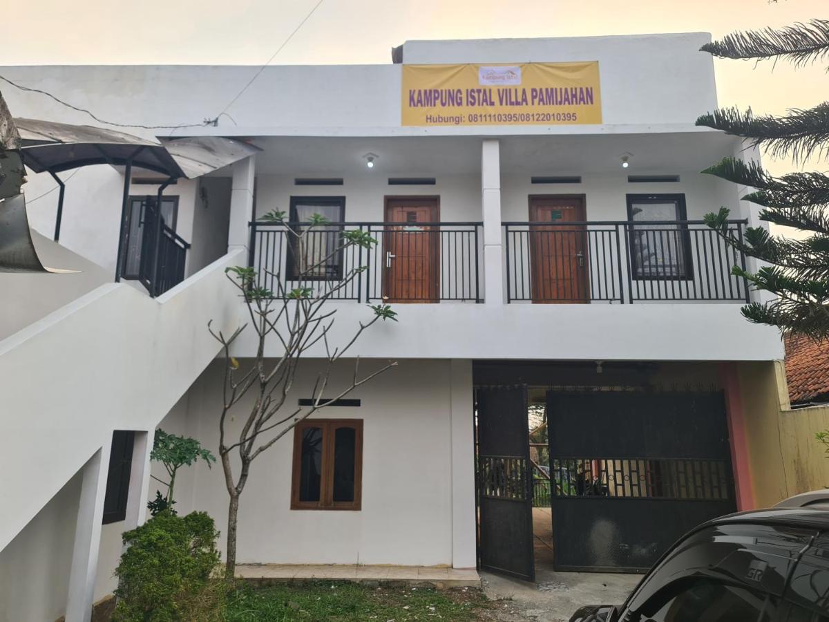 Kampung Istal Villa Pamijahan Bogor Luaran gambar