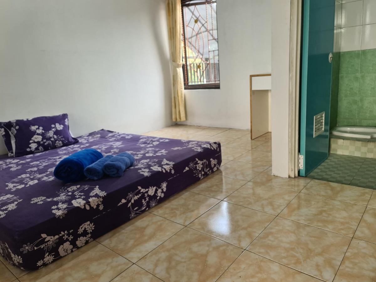 Kampung Istal Villa Pamijahan Bogor Luaran gambar